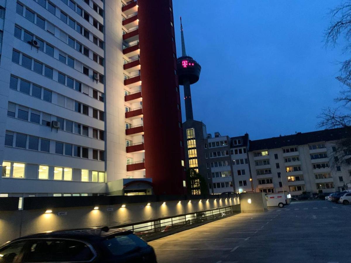 Moeblierte Apartment Im Herkules Koeln Neuehrenfeld Экстерьер фото